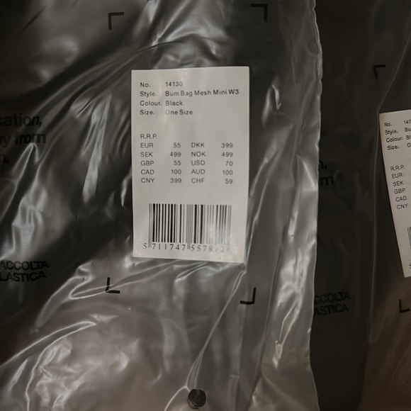 Bum bag mini new with tags rains - Picture 4 of 6